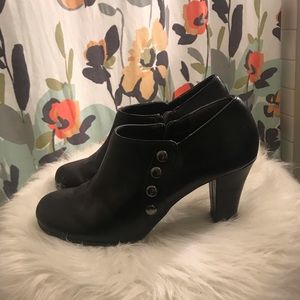 AEROSOLES Leather Ankle Boots